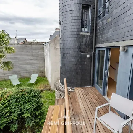 The Duplex Varin Beautiful & Garden 4 People Apartment Honfleur